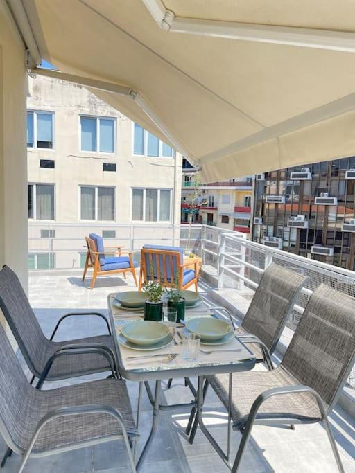 Domus City Apartment With Wonderful Balcony Selanik Dış mekan fotoğraf